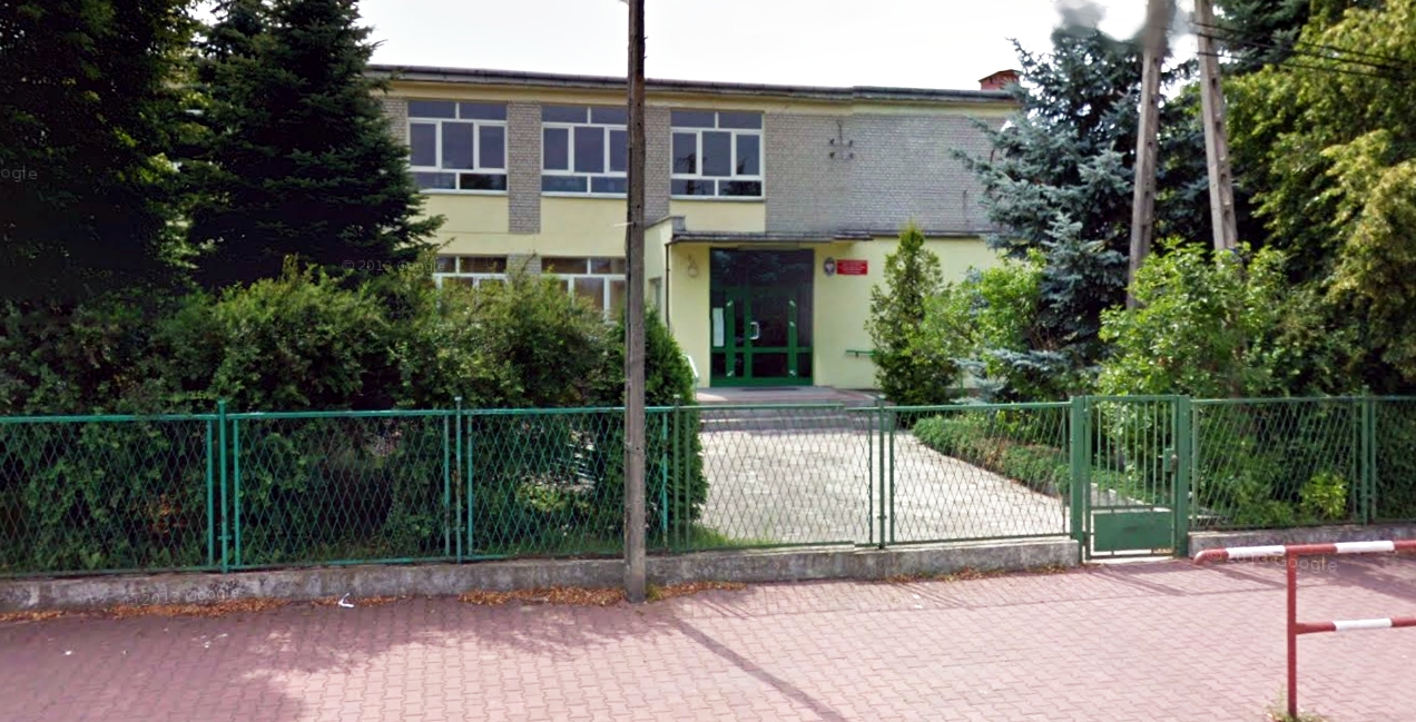 Primary-School-in-Wolka-Radzyminska-in-Poland1