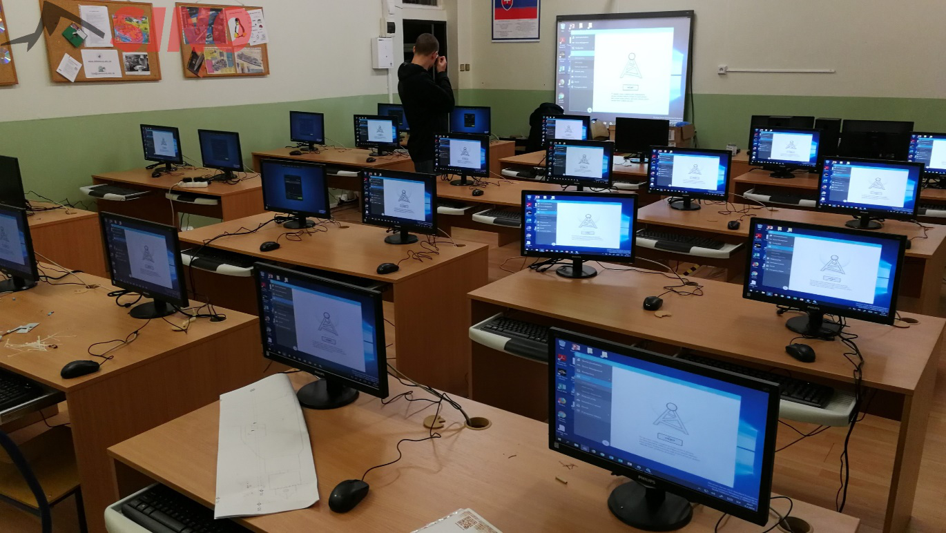 elementary-school-hrinova-001