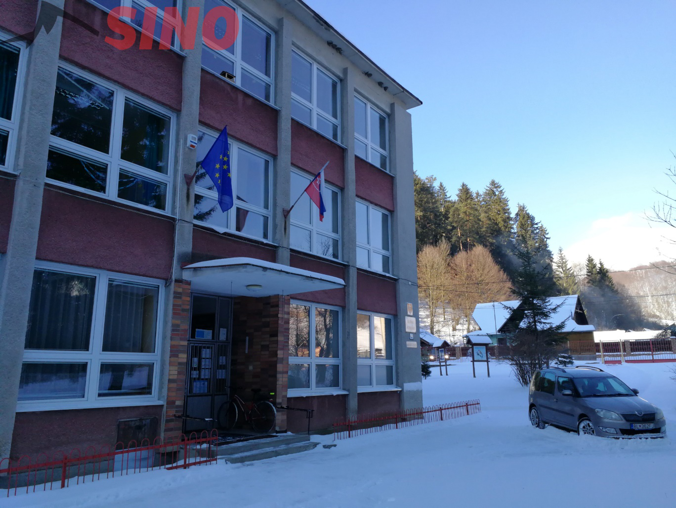 elementary-school-liptovske-revuce-004