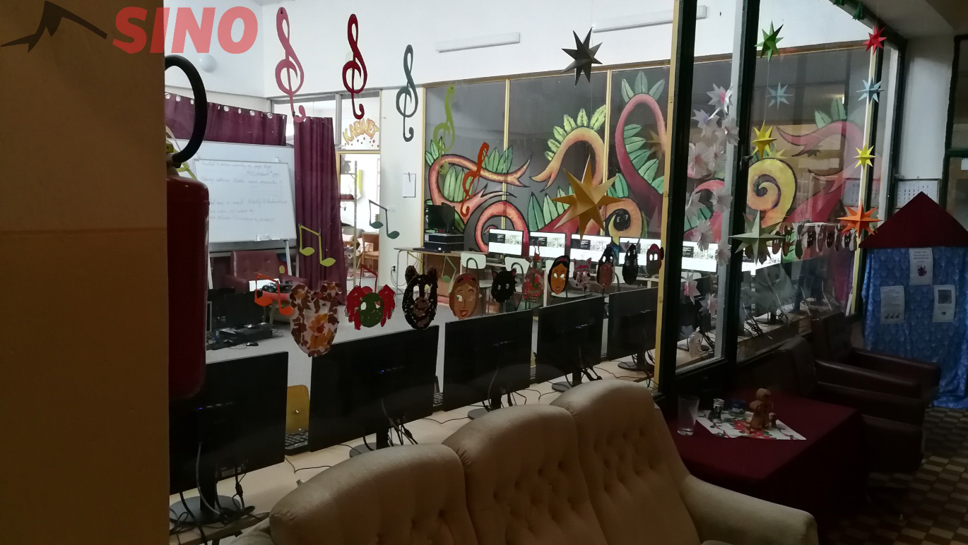 elementary-school-smeralova-2-003